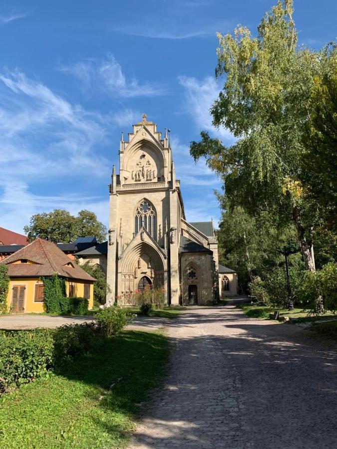 Hotel Garni Zum Rebstock Naumburg  Exterior foto